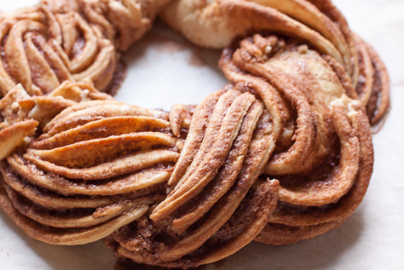 Плетенка с корицей