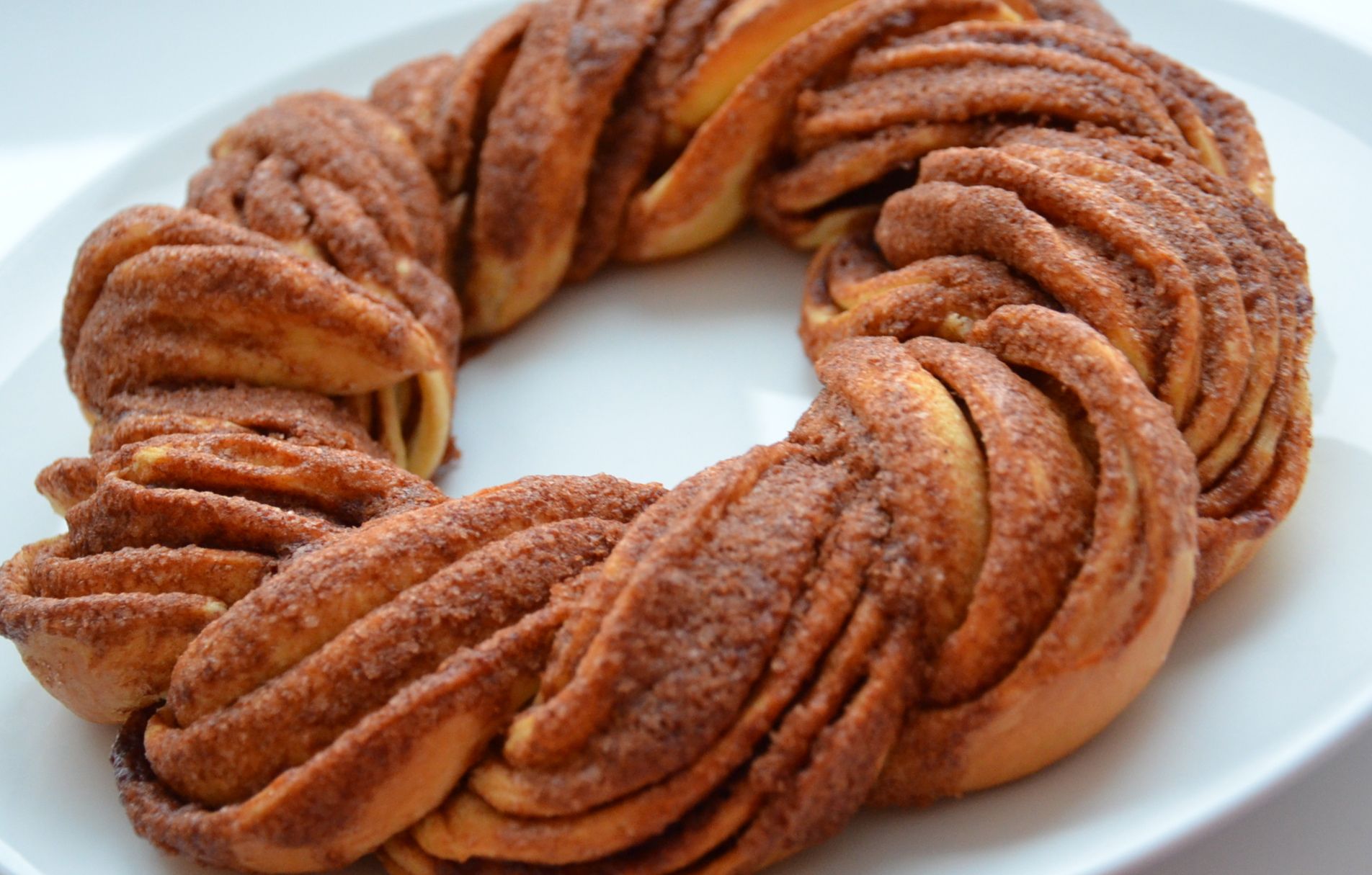 Плетенка с корицей - рецепт с фото