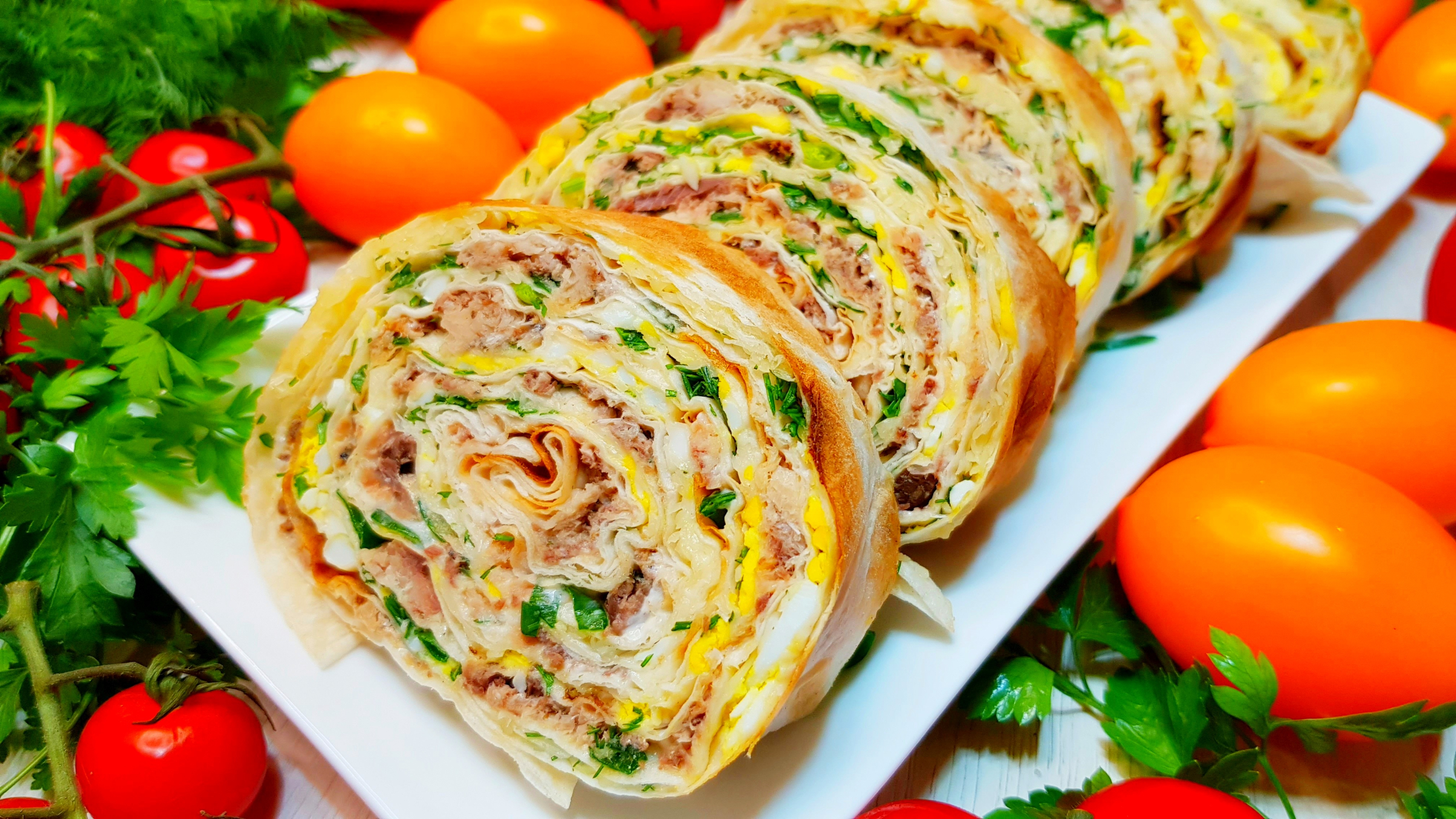 Пирог с сайрой и рисом: 7 простых рецептов