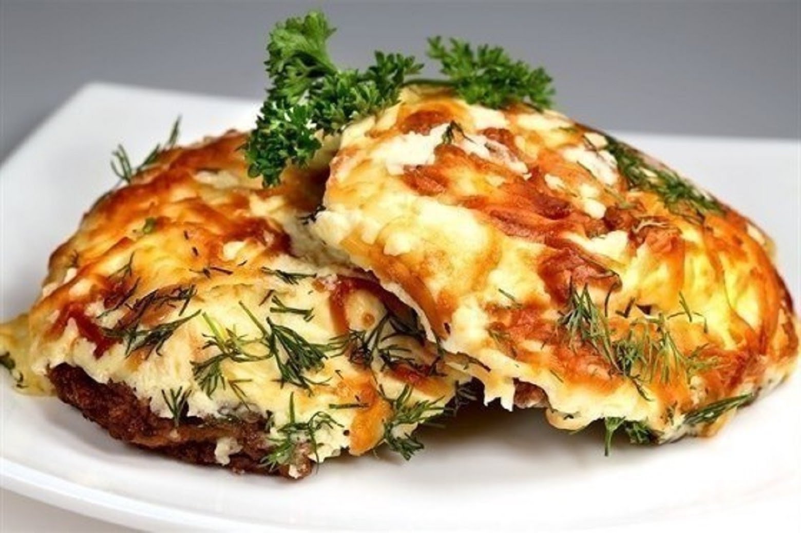 Мясо по-французски в духовке из свинины