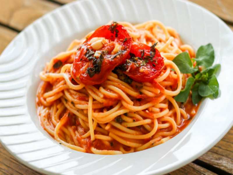Паста с курицей - 10 вкусных рецептов пошагово (с фото)