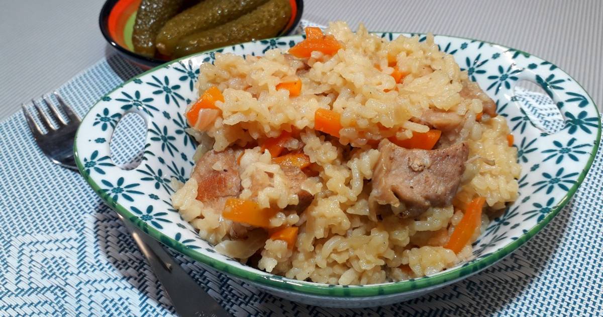 Перец фаршированный мясом и рисом в сметанном соусе - рецепт приготовления