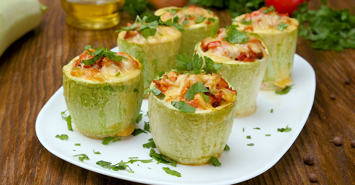 Самые вкусные рецепты кабачков с фаршем в духовке — вкусный хит летнего сезона
