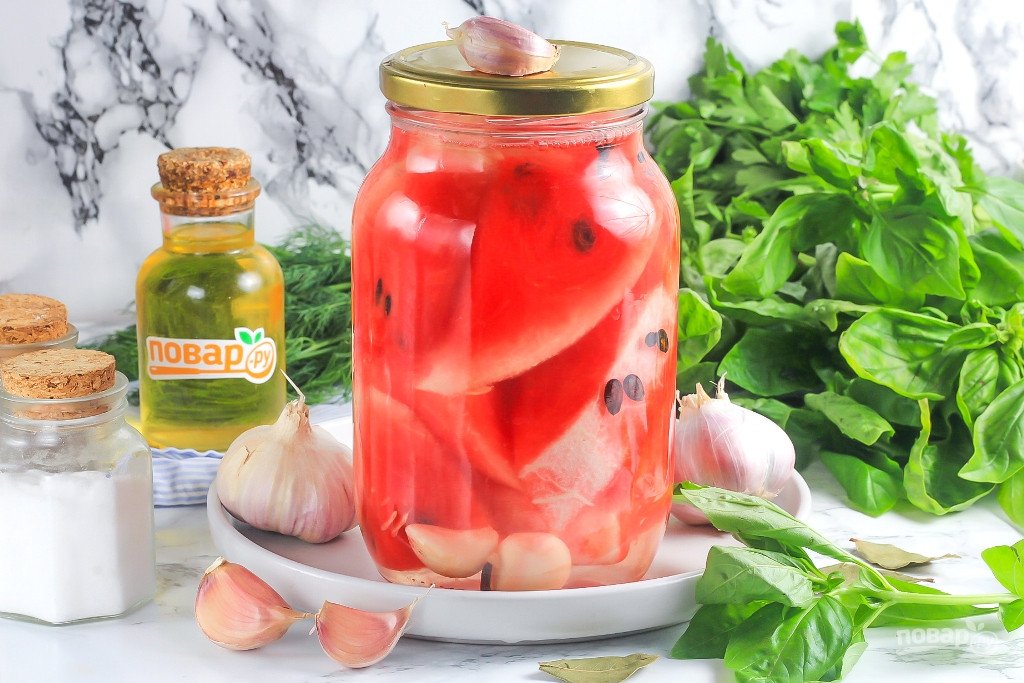 Соленые арбузы в банках на зиму (ну очень вкусные рецепты)