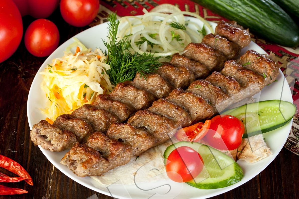 Люля кебаб- рецепты на мангале, в духовке и на сковороде