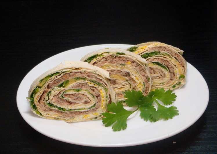 Рулеты из лаваша с разными начинками на праздничный стол - простые и вкусные рецепты на новый год 2024
