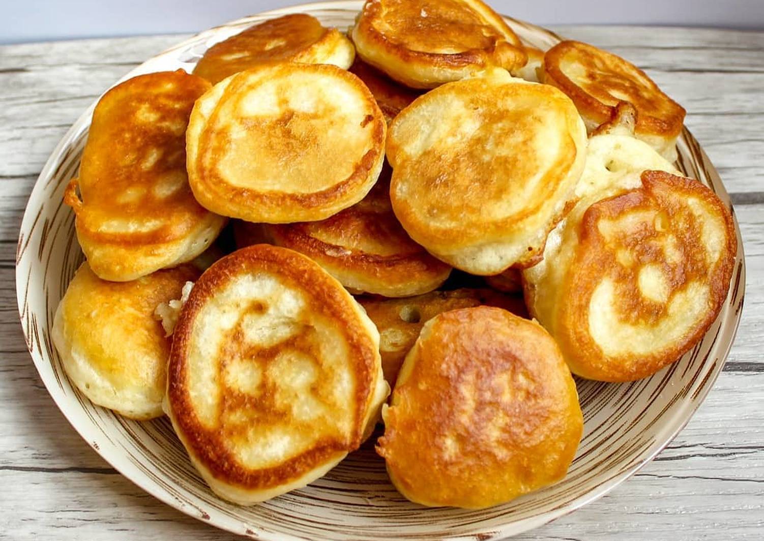 Пышные оладушки на кефире -пошаговый рецепт с фото