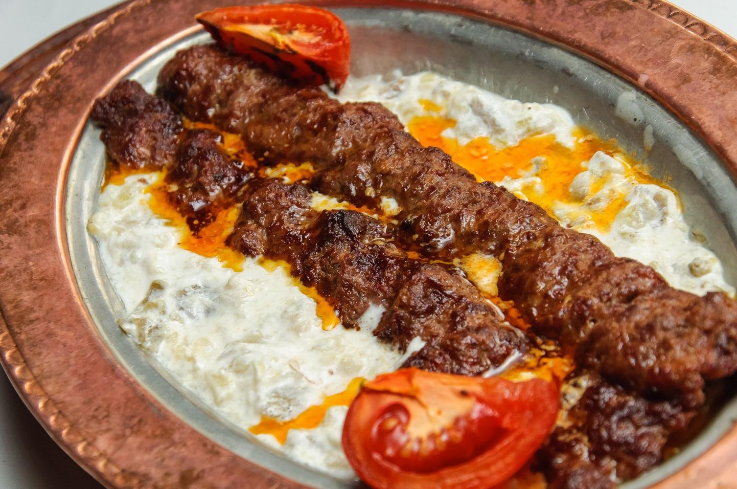 От пахлавы до сарма: незаменимое трио турецких вкусов - now turkiye | исследуйте историю и культуру турции с нами