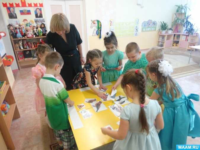 Игрушка снегирь из ниток