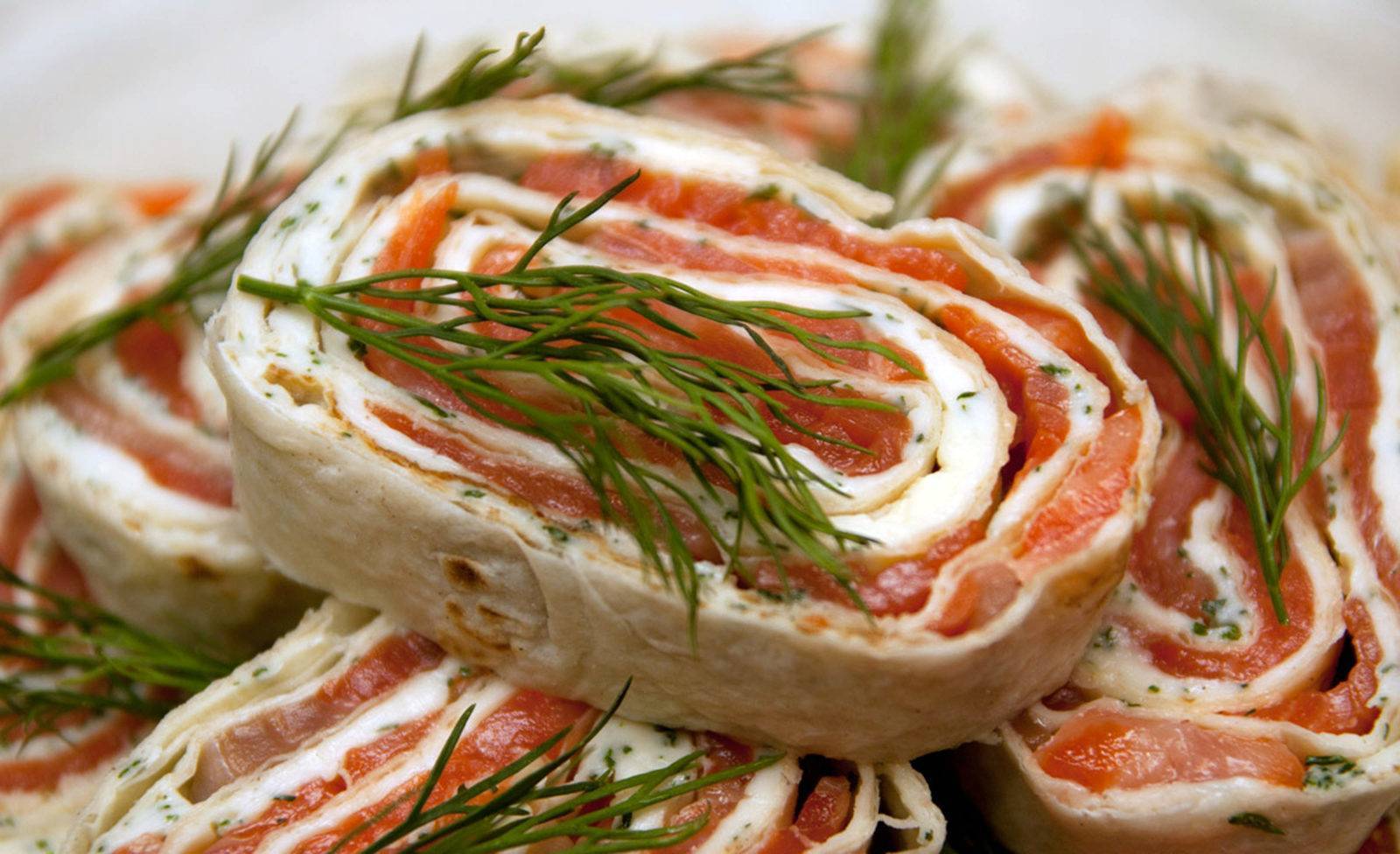 Рулеты с красной рыбой с лавашом и не только 12 рецептов - 1000.menu