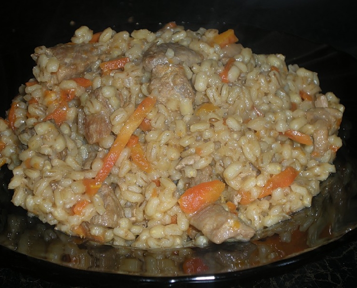 Перловая каша с луком и морковью - рецепт с фото