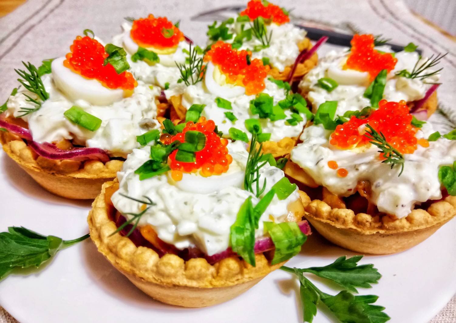 Закуски на праздничный стол тарталетки — рецепты с самой вкусной начинкой