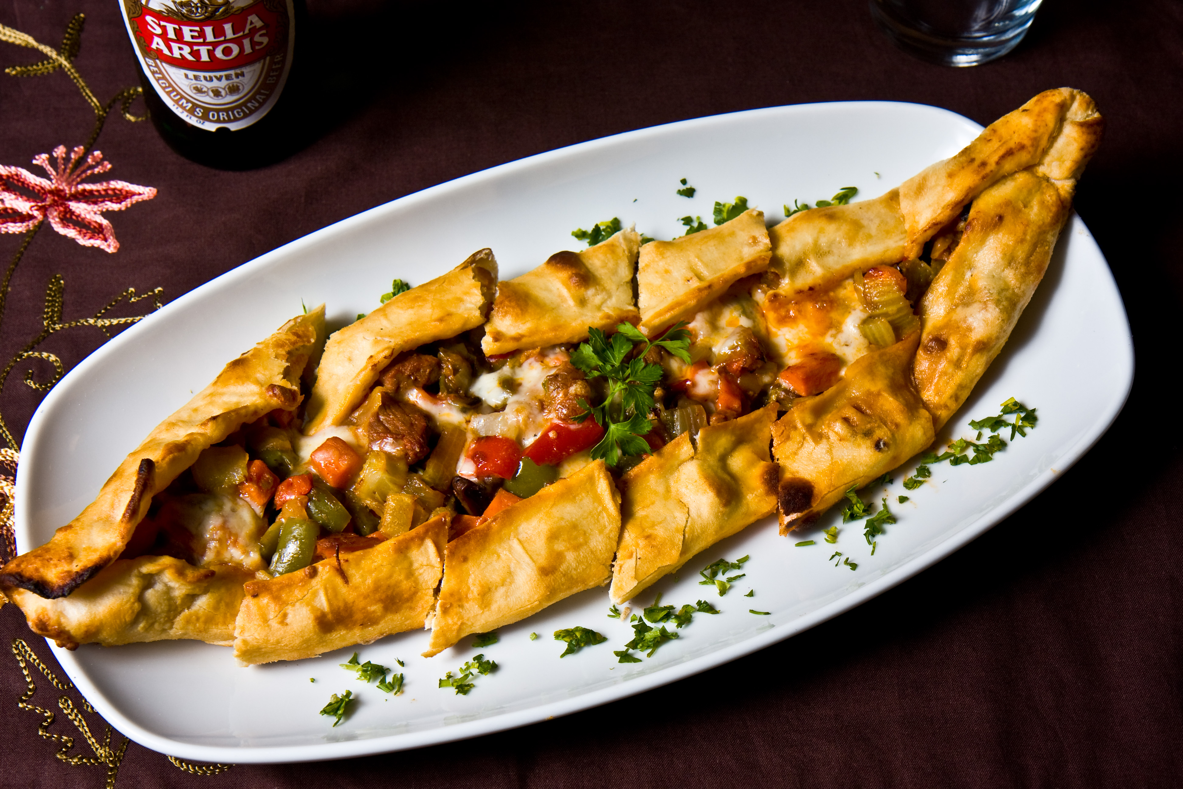 Сарма со свекольными листьями (pazi sarmasi – sarma with beef and beet leaves)
            готовим сарму легко и просто