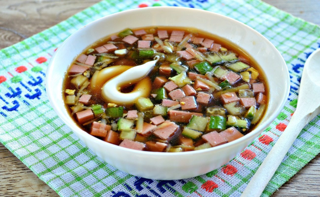 Классическая окрошка на квасе – 5 самых вкусных рецептов