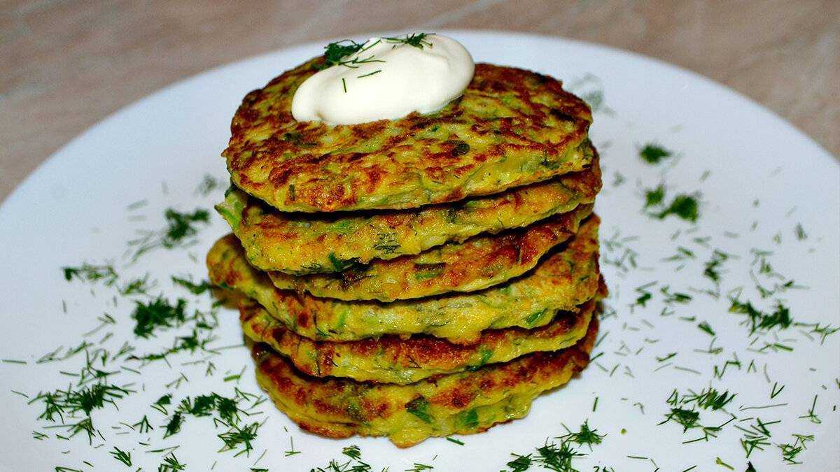 Оладьи из кабачков по простым и вкусным рецептам